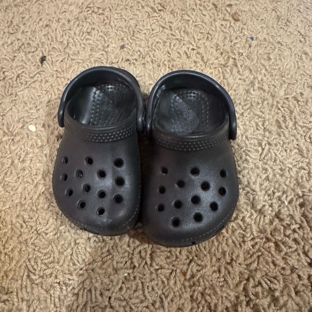 Baby crocs